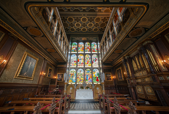 <br> Join Holy Communion each Sunday, live from The Chapel in Hatfield House 