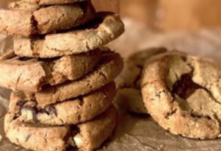 Peanut Butter & Dark Chocolate Cookies - Hatfield House
